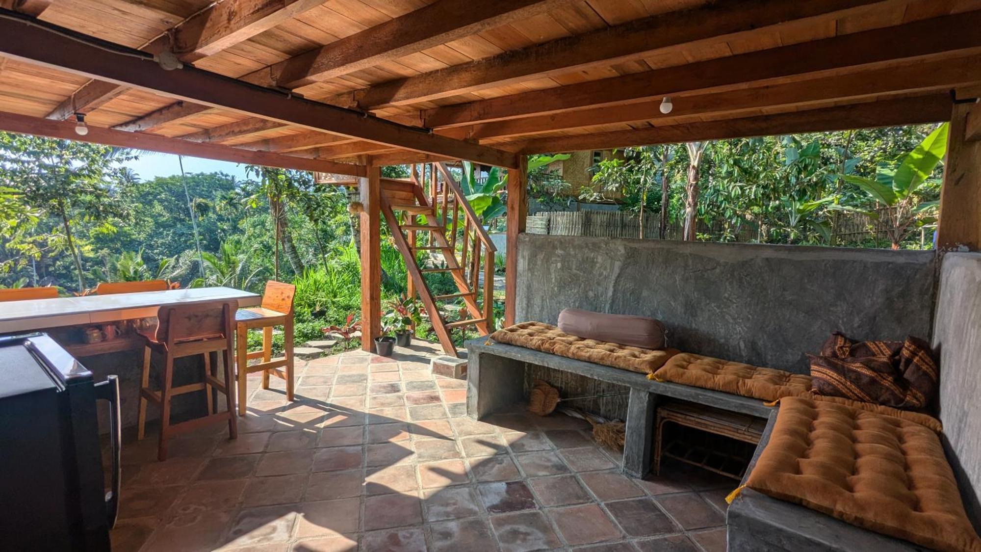 Villa Luna Tetebatu Exterior photo